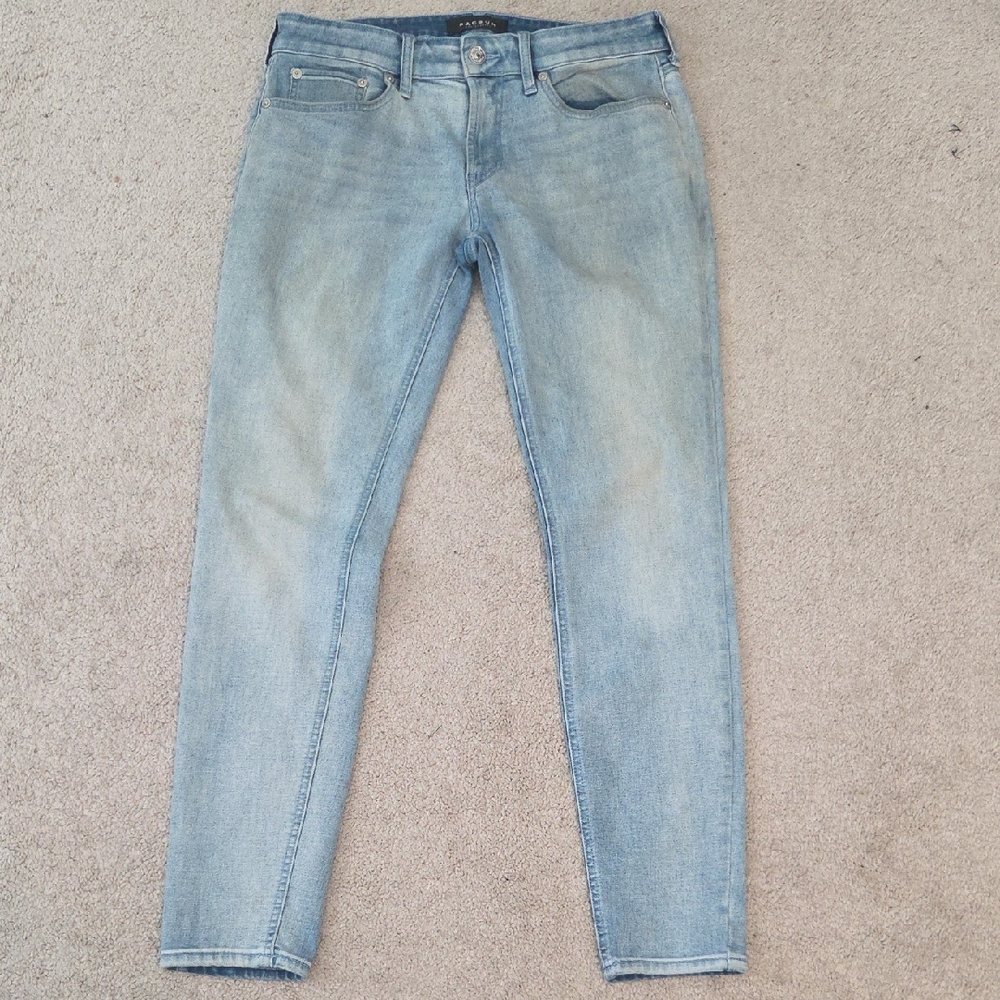 PacSun Light Wash Skinny Jeans